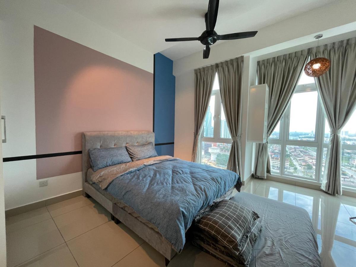 Delight Homestay Twin Galaxy Johor Bahru Exterior photo